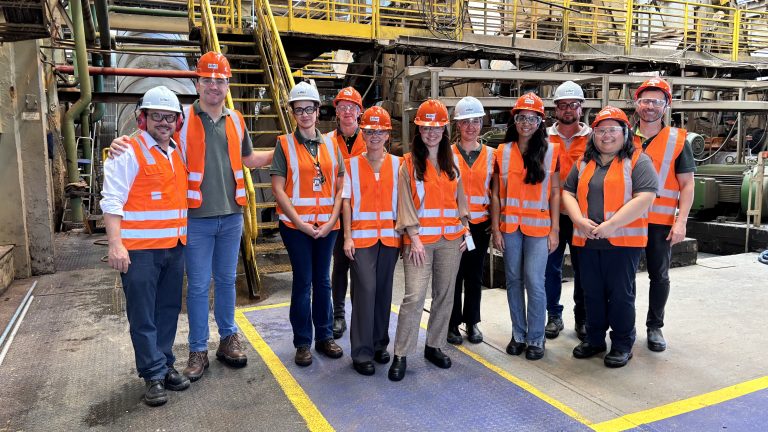 Representantes do Santander visitam a USJ