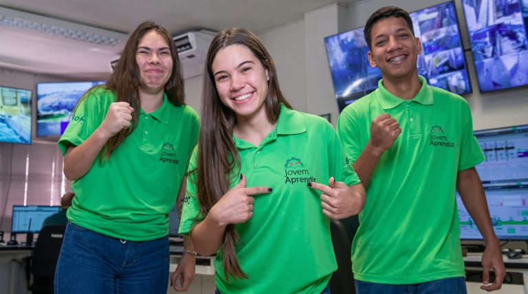 Conhece alguém em busca do primeiro emprego? Indique o nosso programa Jovem Aprendiz
